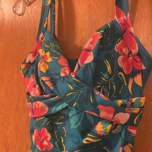 Land’s End V wrap Tankini tankini in Deep turquoise lily palm print underwire 6 - Picture 9 of 12